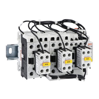 Completa star-delta starter, open frame, for starting time up to 12 seconds and a maximum of 30 operations/hour, max IEC operating current 50A. Coil voltage 110VAC 50/60Hz