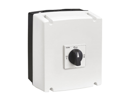 Four-pole line changeover swit I-0-II in UL/CSA type 4/4X non-metallic enclosure, 25A. Enclosure dimensions: 175x210x149mm/6.9x8.3x5.9'', PE+N