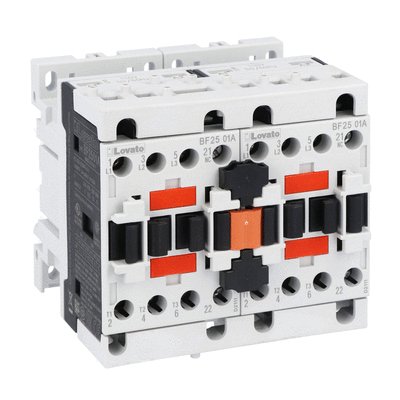 Reversing contactor assembly, AC coil, external interlock with power and auxiliary wiring, 25A AC3 in AC, 12.5kW. Coil voltage 400VAC 50/60Hz