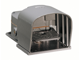 Foot switch, K series, one pedal, with free actuation, metal body, close. Contacts 1NO+1NC snap action