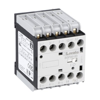 Three-pole contactor, IEC operating current Ie (AC3) = 9A, DC coil, 12VDC, 1NO auxiliary contact, rear PCB solder pin
