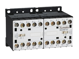 Changeover assembly, AC coil, built-in interlock only, 20A AC1 in AC. Coil voltage 48VAC 50/60Hz